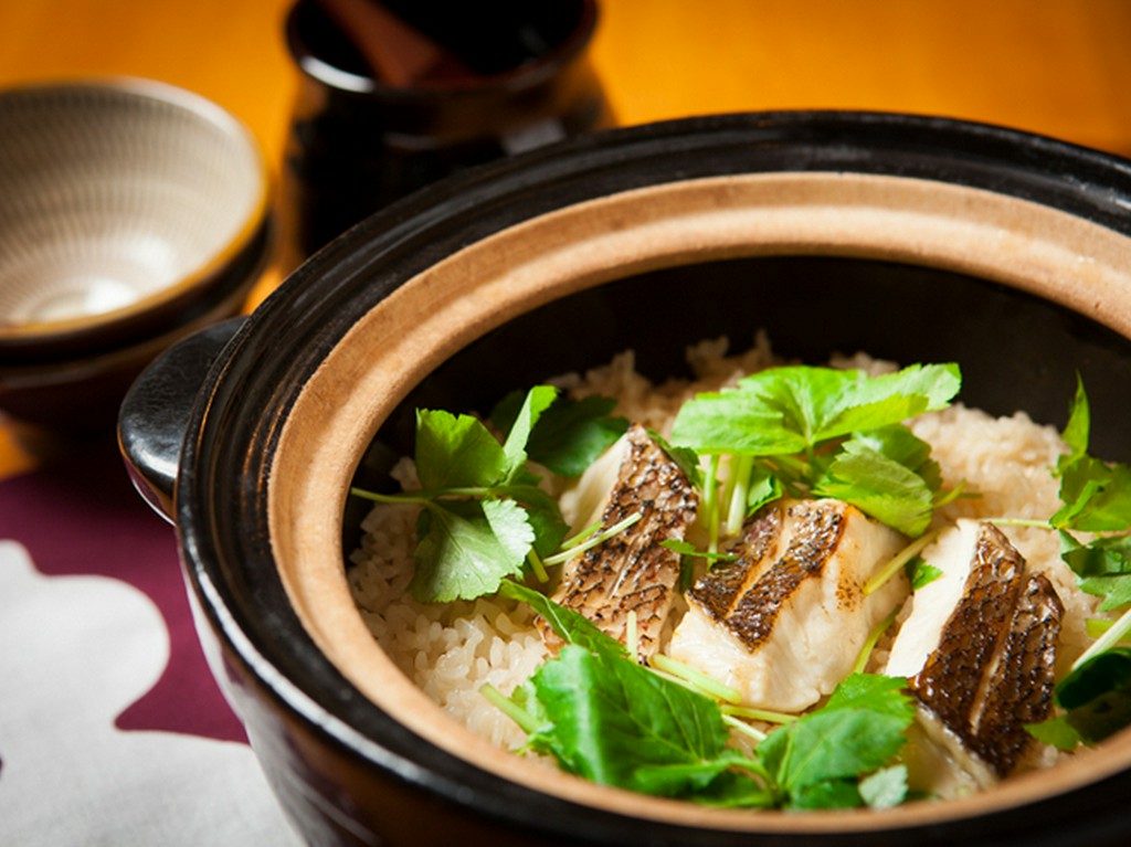 季節の土鍋炊き込みご飯～お米・山形の雪若丸