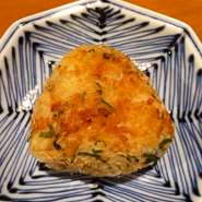ご用意できる日もあります。大葉とじゃこの焼おにぎり