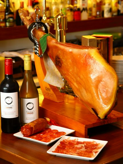 食材選びは「味本位」。リサーチエリアはワールドワイド