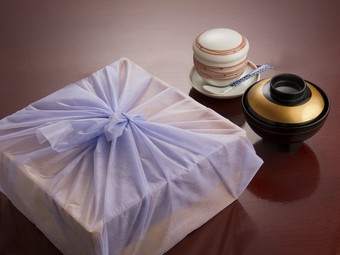 旬の恵みが凝縮されたお弁当。冷めてもおいしい『法事用の出前』