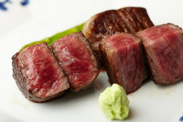 Amazon.co.jp: カレー 東京銀座 加藤牛肉店 店主監修 地元肉屋の