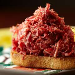 口に入れるだけでとろけてしまう『コンビーフ』