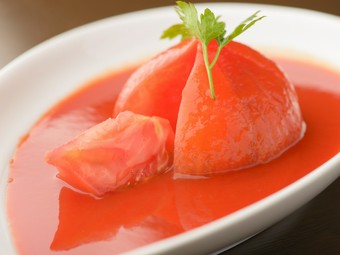 酸いも甘いも全てを越えて、旨みを惜しげもなく引き出した『大人トマト』