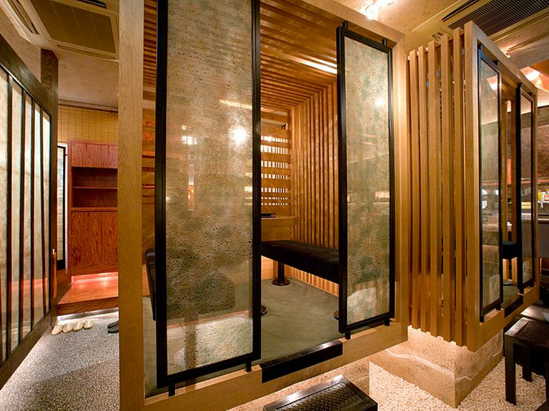 ≪ご接待など各種シーンに≫“祇園”の中にあり、隠れ家的な趣