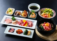 【当日注文/限定30膳】
これぞランチの決定版！美味しさもお得さも詰まった満足セット