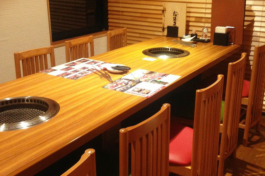 ゆっくりくつろげてうれしい個室、ご宴会にも最適な空間