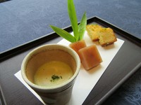 ～7/7七夕金曜日まで
お抹茶のほろ苦さとイチヂクのエレガントな風味の出会い。
ガトーウィークエンドの爽やかなレモンの風味がベガとアルタイルを結びます。