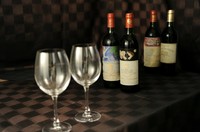 リーズナブルなものからグランヴァンまでご用意しております。スタッフまでお尋ねください。