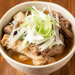 とろとろで柔らかな『牛すじ煮込み』