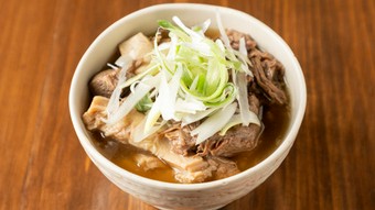 とろとろで柔らかな『牛すじ煮込み』