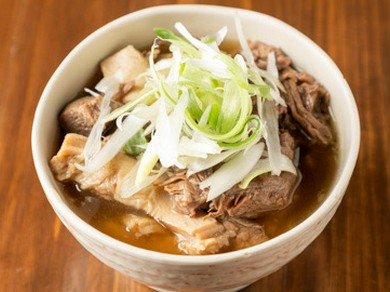 とろとろで柔らかな『牛すじ煮込み』