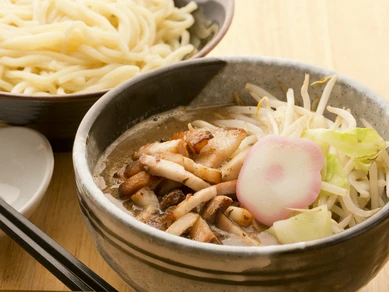 もう１つの看板メニュー『小鉢（チャーシュー野菜小） つけそば』