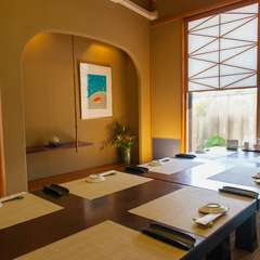 心置きなくゆったりと過ごせる「女子会」おすすめの個室