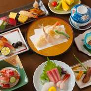 静岡らしい食材を使う様に心がけています。海の幸は漁師さんから直送されてくる獲れたての食材を使うなど新鮮さにはこだわっています。素材の良さを引き出した和食を楽しんでください。