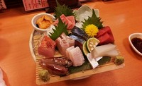 季節ごとの味わいをどうぞ『旬の刺身盛り合せ』