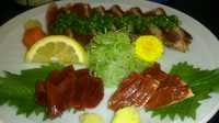 コリッコリ、とろっとろの歯ごたえが楽しい『鴨の刺身盛り合せ』