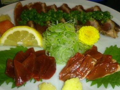 コリッコリ、とろっとろの歯ごたえが楽しい『鴨の刺身盛り合せ』