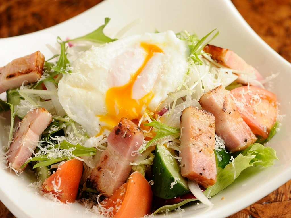 ドレッシングが人気！『シーザーサラダ』