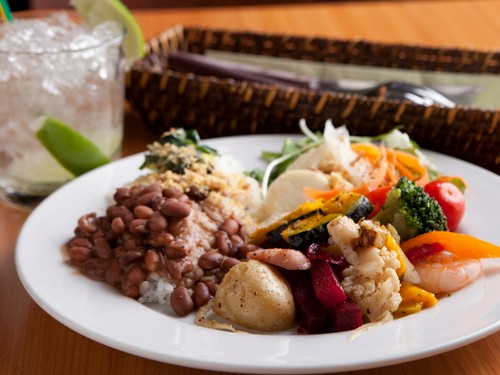 お肉と野菜をバランスよく、しっかり食べることができます