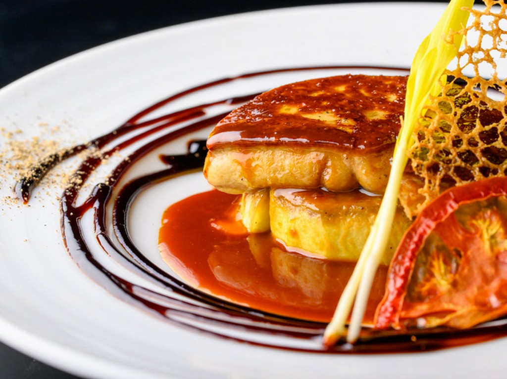 濃密なひとときを味わう『フォアグラのポワレ』