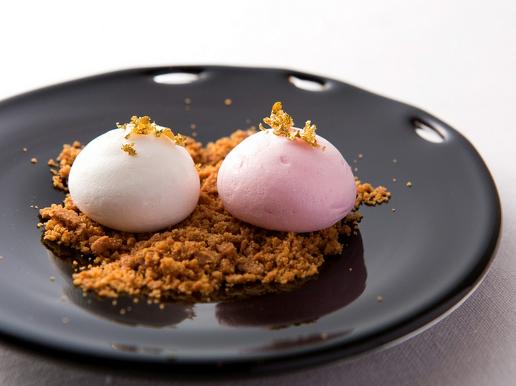 お茶請けを、食後のコーヒーとともに