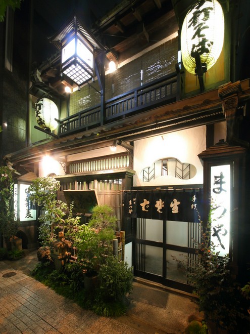 老舗の伝統あり