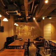 【PACE　ITALIAN　LOUNGE】はお客様の様々なシーンにお応えできる頼れる一軒として朝まで営業。二次会、三次会でご来店される方も多くいらっしゃいます。〆のの一皿、〆の一杯でぜひご利用下さい。