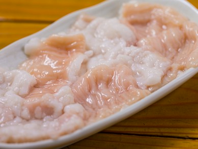  柔らかな脂が口に広がる『上シマチョウ』