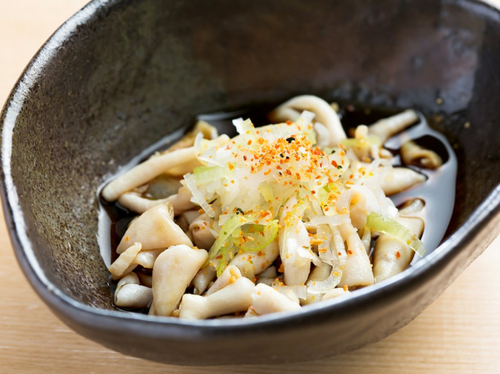 コリコリ食感がやみつきになる『酢もつ』