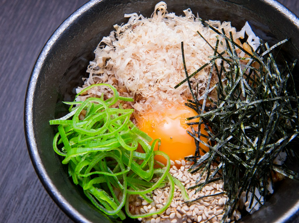 新鮮卵とタレが決め手『卵かけご飯』