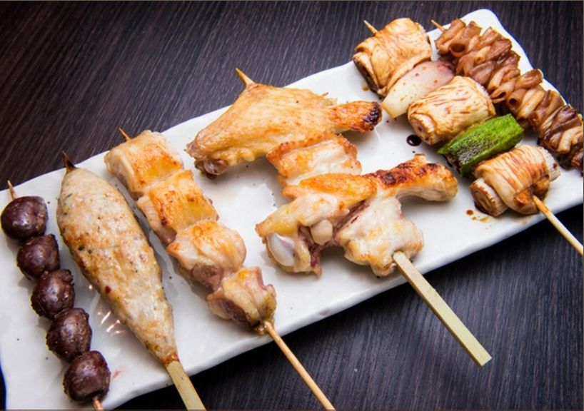 鶏そのものの味わいを楽しめる『焼き鳥』