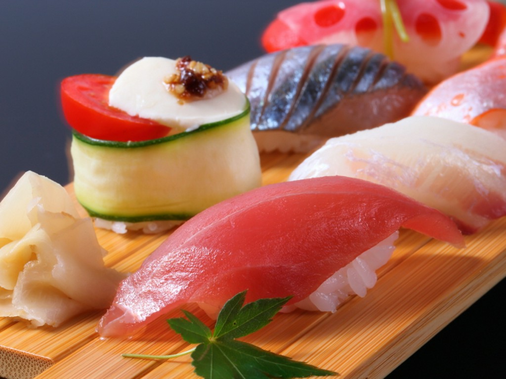 沼津の魚と岩田農園の野菜を使う『おまかせ握り８貫』