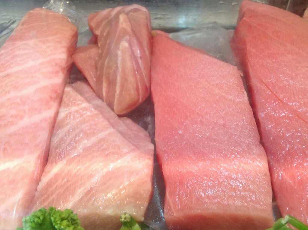 活きた魚を安く！