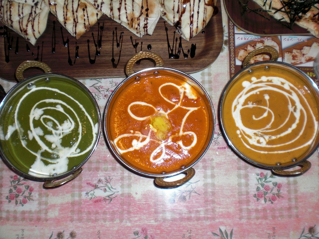  デートの時や親しい御友達と御一緒に御来店ください。      