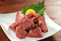 ◎各種お料理のテイクアウトご注文も可！
◎生肉・焼いたお肉、どちらでも対応いたします！

ご不明な点がございましたら、お気軽にスタッフまでどうぞ