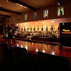 テーブルにはシャンパンの泡が綺麗に見える工夫アリ