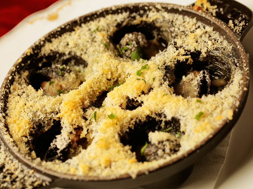 見た目よりあっさり味の『エスカルゴのブルゴーニュ風』