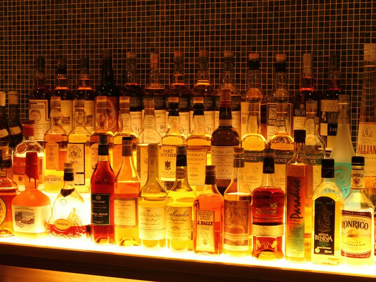 本格的な味と香りの楽しめる『ボトラーズ』を朝まで