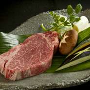 牛肉最上位部のヒレ肉を塩味でご賞味ください。松阪牛が持つ本来の旨味がご多能いただけます。