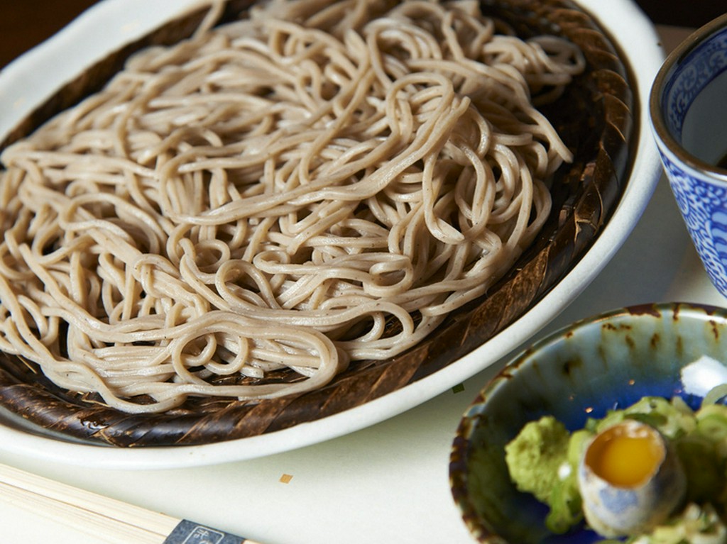 しっかりとした歯ごたえ、のどごしのいい『幌加内産石臼挽蕎麦』