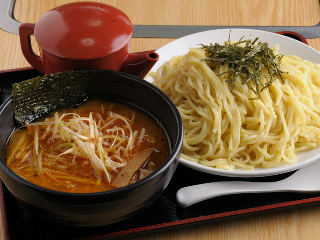 お店自慢の『つけ麺』はもっちりとした麺と濃い目のスープが特徴