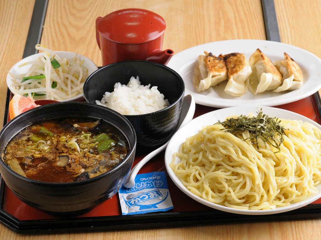 つけ麺だけでは足りない方に『Aセット』