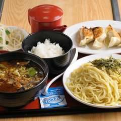 つけ麺だけでは足りない方に『Aセット』