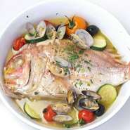 旬のお魚は、シンプルな味付けで、本来の旨みを堪能下さい。店主自慢の一品です！