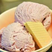 沖縄のアイスクリームといえばブルーシールです！