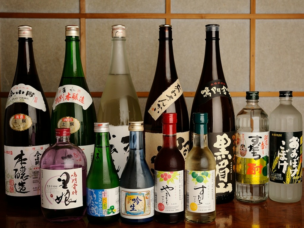こだわりの地酒、地焼酎、充実のラインナップ