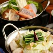 大人数で楽しむ年に1度の忘年会。送迎バス込みのコースもあるそう。新鮮な素材の良さを、純粋に引き出すお料理は、豪快であり繊細。シーンに合わせて選べるコース料理が嬉しいポイント。