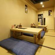 同僚と、友人となど様々な宴会にに合わせて対応してくれます。座敷席なら靴を脱いでくつろいで過ごせるのでおすすめ。ついつい長居してしまいそうです。