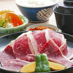 ボリューム満点！　納得の味わい『ジャンボ焼肉定食』