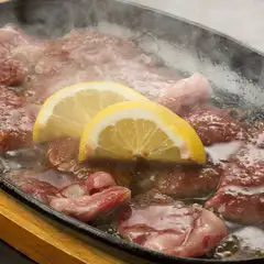 A5ランクの特選伊万里牛が堪能できる完全個室の和食居酒屋